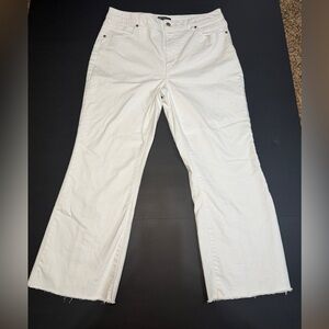 Versona White Wide-Leg Flare Jeans